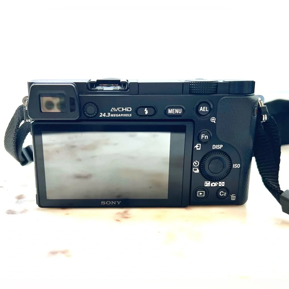 Sony Αlpha a6000 Mirrorless Camera - Full Bundle!! - Picture 7 of 15